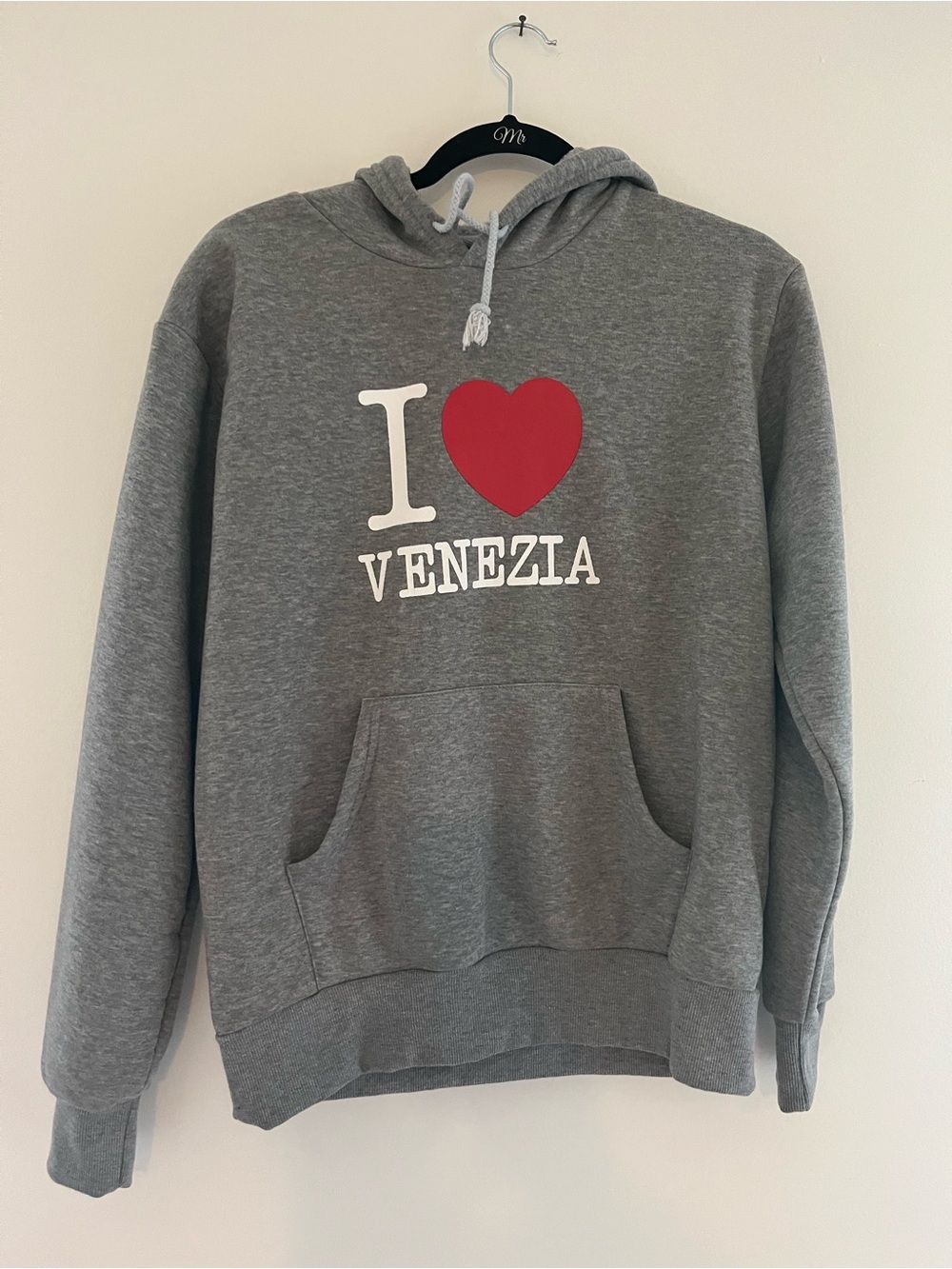 Gray "I ♥ Venezia" Hoodie with Red Heart Graphic